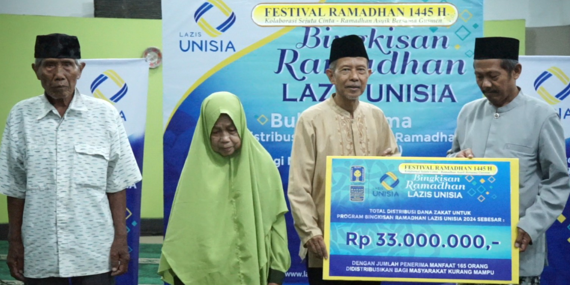 100 Dhuafa Wilayah Code Terima Bingkisan Ramadhan LAZIS UNISIA
